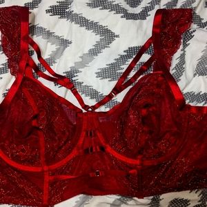 Sexy unlined strappy lace bra
